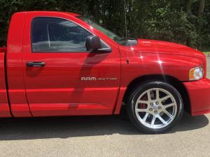 Dodge Ram SRT-10 2004 года 
